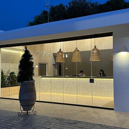 Hostal Del Faro โกนิล เด ลาฟรอนเตรา ภายนอก รูปภาพ